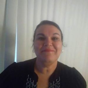 Meet your Posher, Roxanne